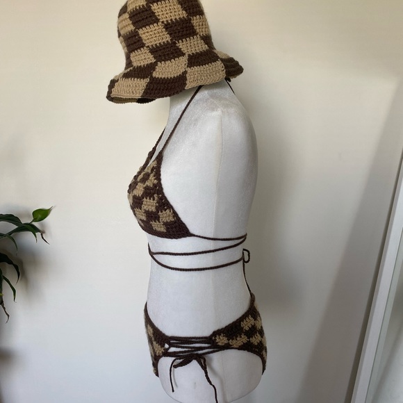 Sold - Picture 3 of 6